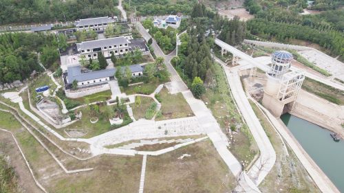 01渠首生态环境建设工程鸟瞰.jpg